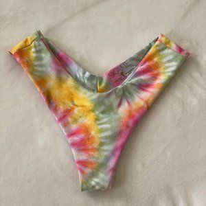 Skatie Swim Woodstock Mandi Bikini Bottoms Size M Tie Dye